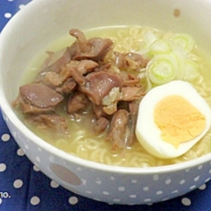 ニンニク風味♪塩炒めの砂肝の塩ラーメン